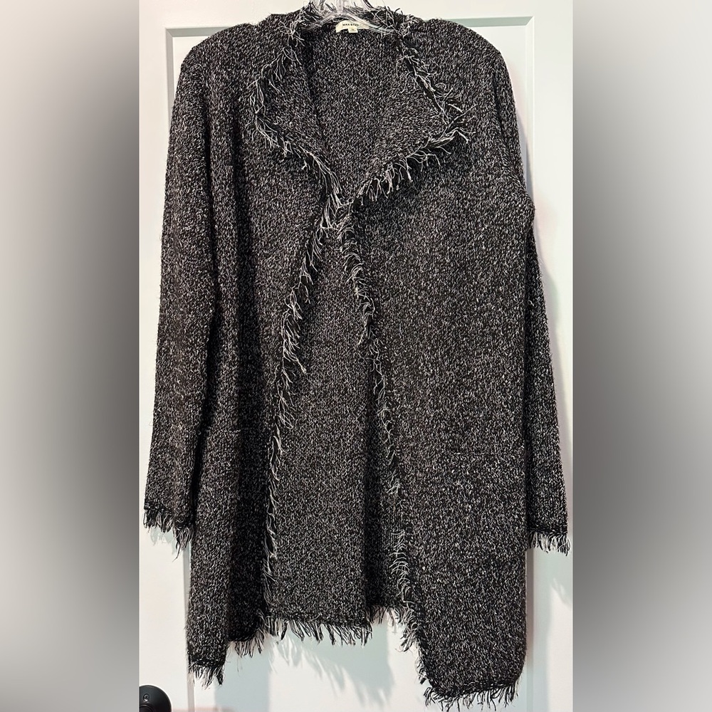 Max Studio Black and White Textured Cardigan